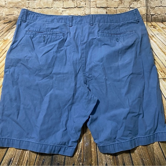 Old Navy Blue Cotton Broken In Flat Front Chino Khaki Shorts - Picture 2 of 4